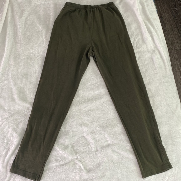 Tacoma olive sweatpants - Picture 15 of 17
